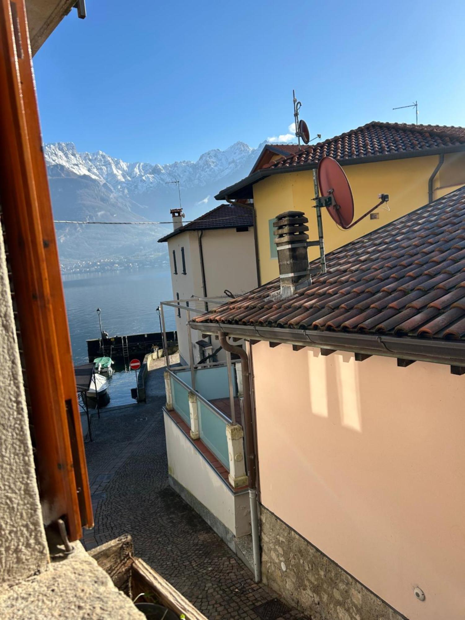 Al Civico 7 Villa Oliveto Lario Ngoại thất bức ảnh