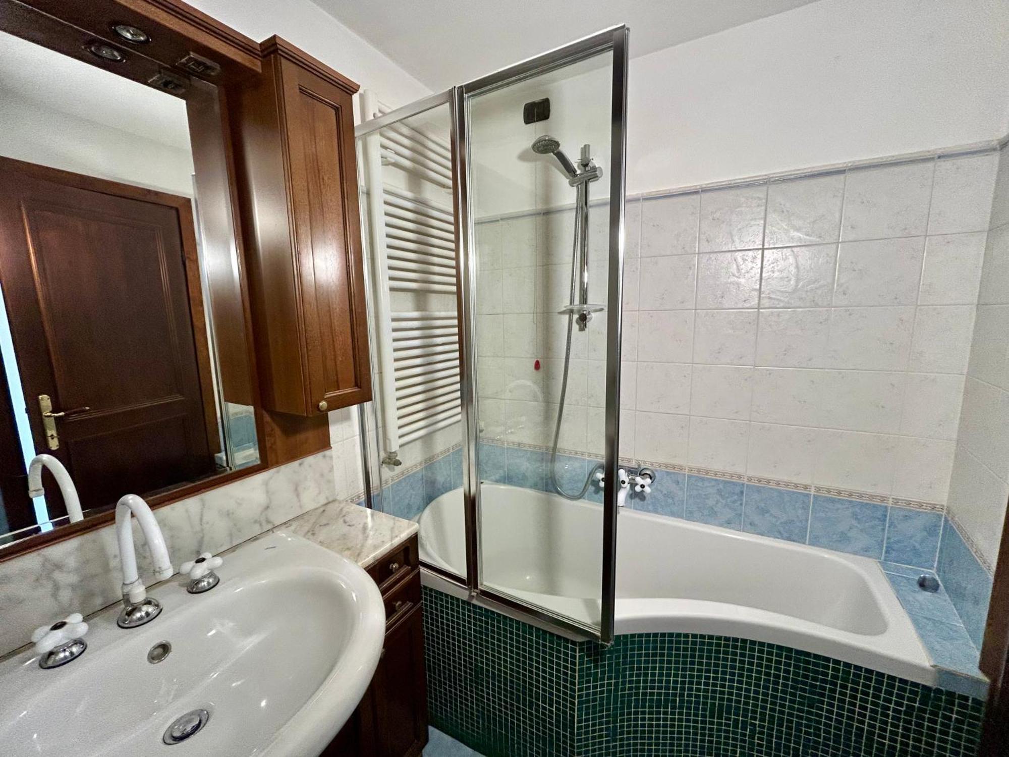 Al Civico 7 Villa Oliveto Lario Ngoại thất bức ảnh